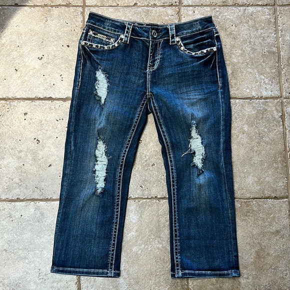 LA Idol jean capris - Picture 1 of 9